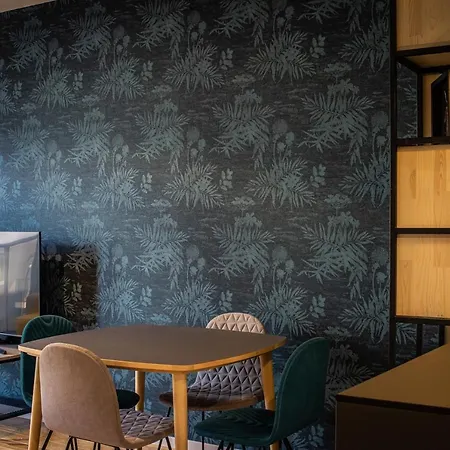 Urban Space 80 - Free Parking *